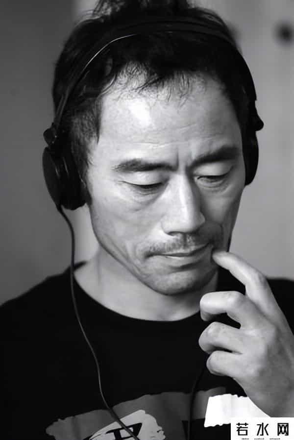 怒放摇滚,11年前,农民工兄弟,翻唱汪峰歌曲爆火,登上春晚,如今怎样了