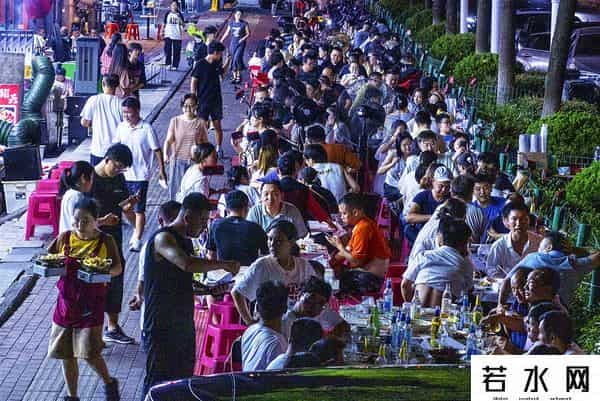 大排档,市井大排档，才是武汉最美的夜生活