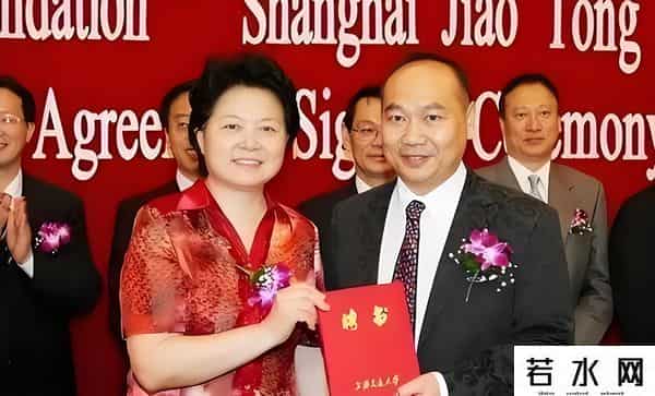 廖凯原,廖凯原:特斯拉的幕后“华人老板”,身价535亿,仅次于马斯克