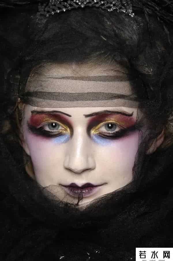 影视捆绑,捆绑《穿普拉达的女王》，这部时尚电影配吗？