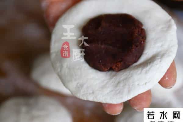 糯米王,香酥金黄的脆皮炸糕，外皮酥脆里面软糯香甜，配方和比例都在这里