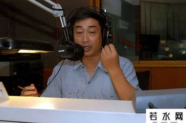 万峰老师,主持人万峰，自电台退出15年后，从“电波怒汉”成功逆袭成网红