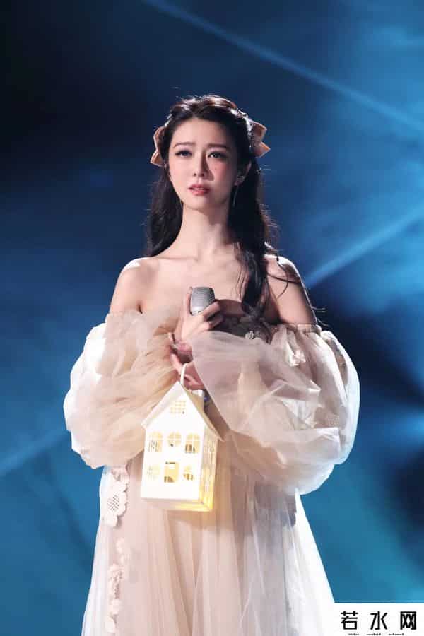 浪妹,《浪姐3》首播尴尬:有人年龄存疑,有情敌同台,有人太拽被吐槽