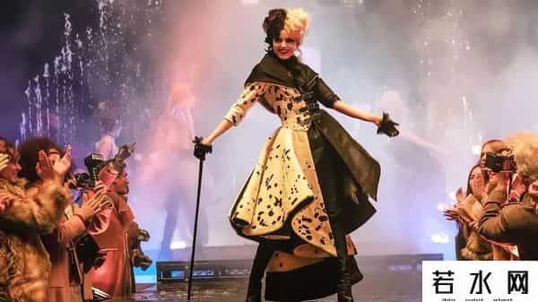 影视捆绑,捆绑《穿普拉达的女王》，这部时尚电影配吗？