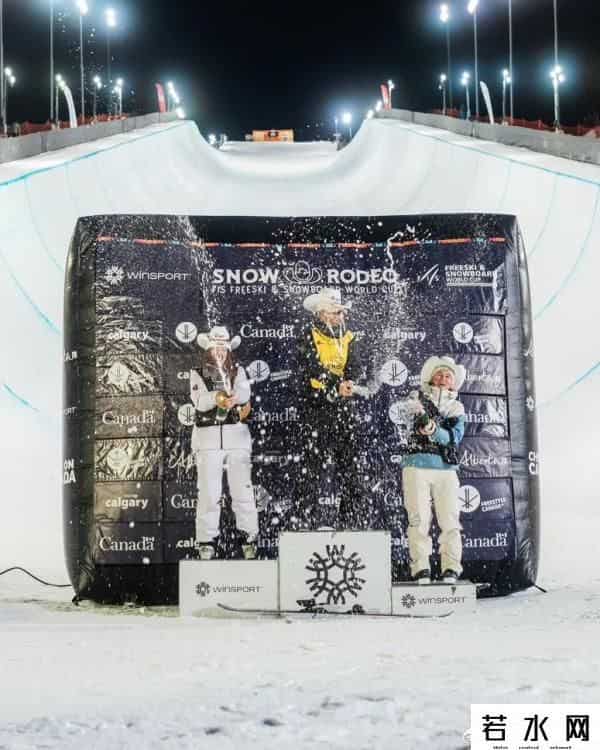 u联生活,15小时连夺两金！她赶着回学校上课