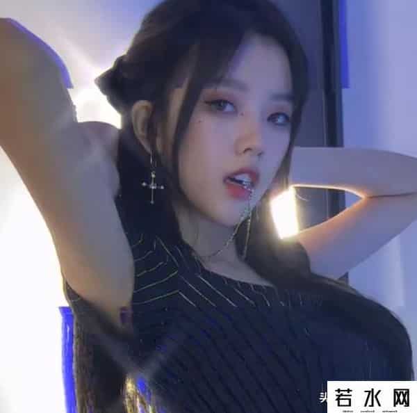 大毛毛bgm,盘点6大顶流“女装网红”，跨界不等于审丑！他早该被封杀了