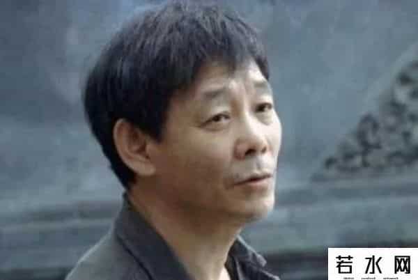 小峰峰图片,玩金条长大，住360平四合院，儿子年收数十亿，为何74岁还在拼？