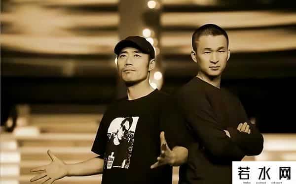 怒放摇滚,11年前,农民工兄弟,翻唱汪峰歌曲爆火,登上春晚,如今怎样了