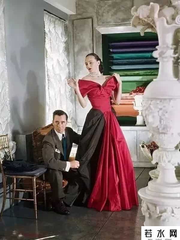 影视捆绑,捆绑《穿普拉达的女王》，这部时尚电影配吗？