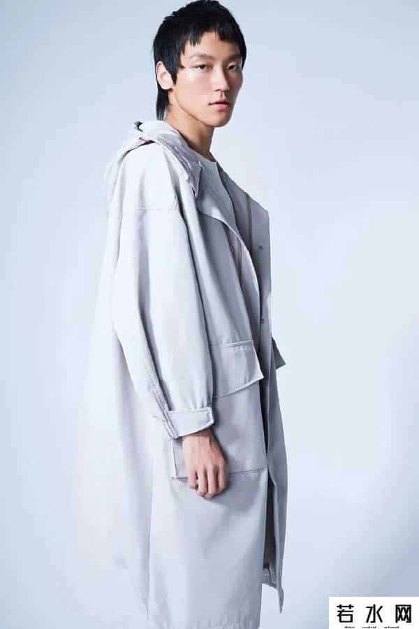 裤兜,女生的裤兜被喷上热搜，网友知道真相后：这是什么反人类设计？