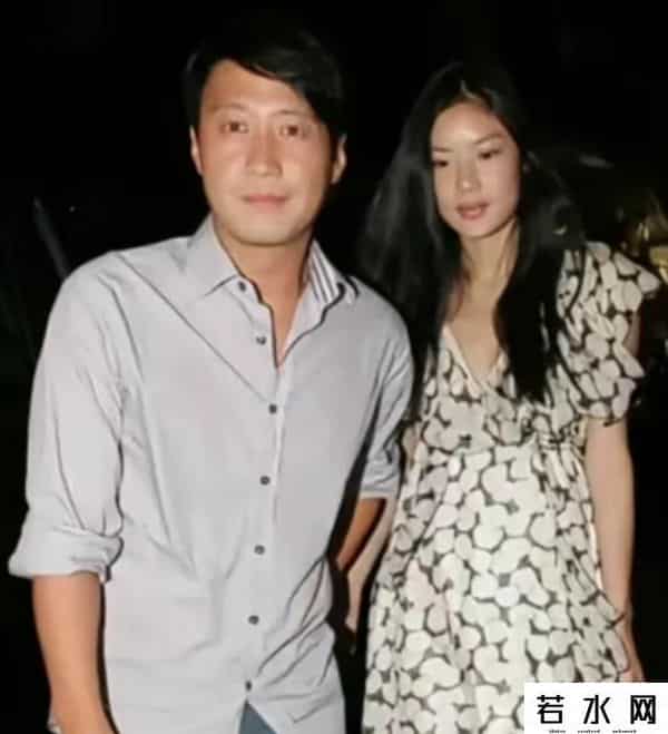 朱志豪,黎明豪掷7个亿，她却倒贴嫁老男人，如今净身出户，她到底图啥？