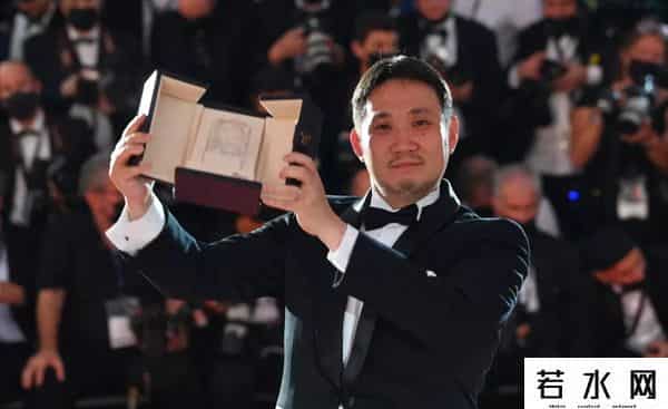 亚洲疯情,婚内出轨,全程开车,这「亚洲之光」杀疯了