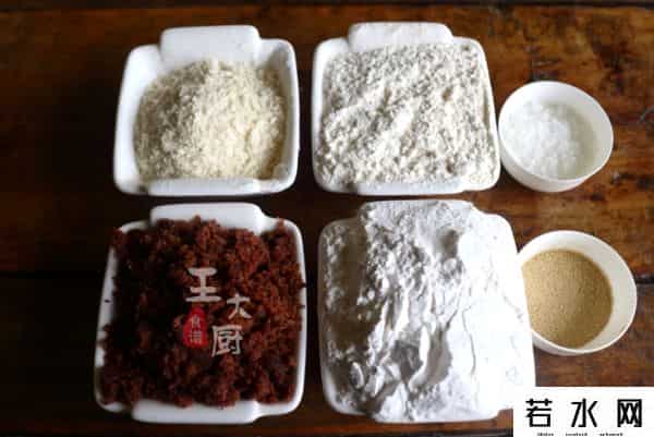 糯米王,香酥金黄的脆皮炸糕，外皮酥脆里面软糯香甜，配方和比例都在这里