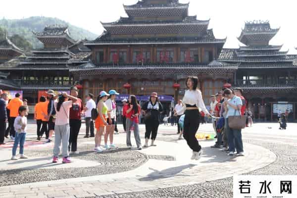 天天运动会,2025年贵州红·山水越野挑战赛|宾朋欢聚千年侗寨肇兴 畅享天天运动会乐趣