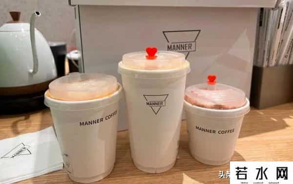 2平米,从2平米小店到年赚60亿，单店估值1000万，它靠什么？