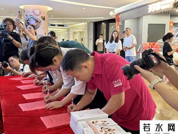 杭州外卖,外卖不“缩水”!杭州拱墅3000余家餐饮店承诺:堂食啥样,外卖就啥样