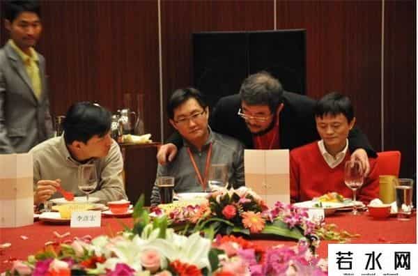 吴鹰,吴鹰：一手压着2位首富，这位神秘大胡子，江湖地位依旧没变