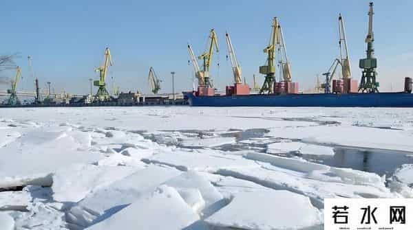国内海运,五艘中国破冰船驶入北极，外媒大惊小怪，释放什么战略潜台词？