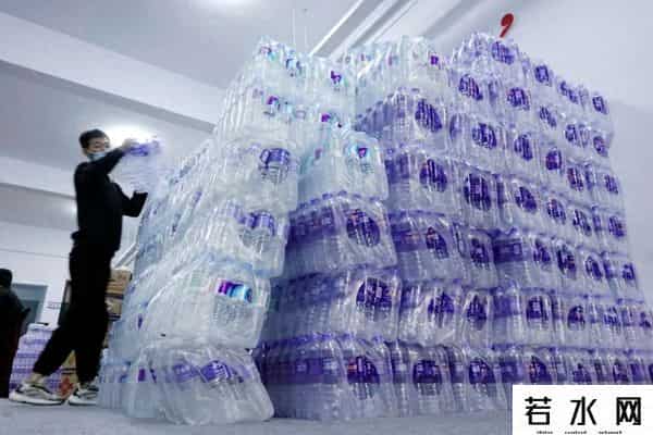 可口可乐冰露,为什么超市买不到1元的冰露了？经销商称未来或只出现在特殊渠道