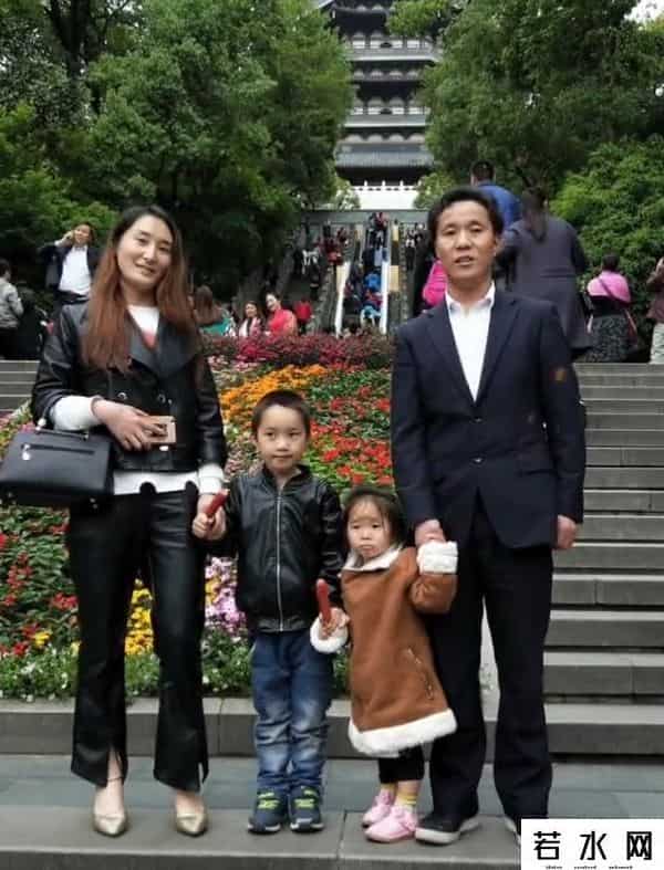 米老鼠直播,小米奇回家有望?杜小华直播,透露下午出结果,疑是衡水中学学霸