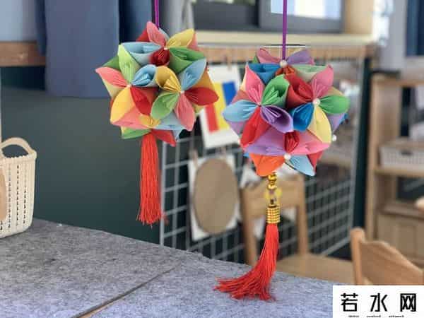 人人折,会捏泥人能折纸,人人都有一手绝活,杭州这个街道有个厉害的“五老”天团