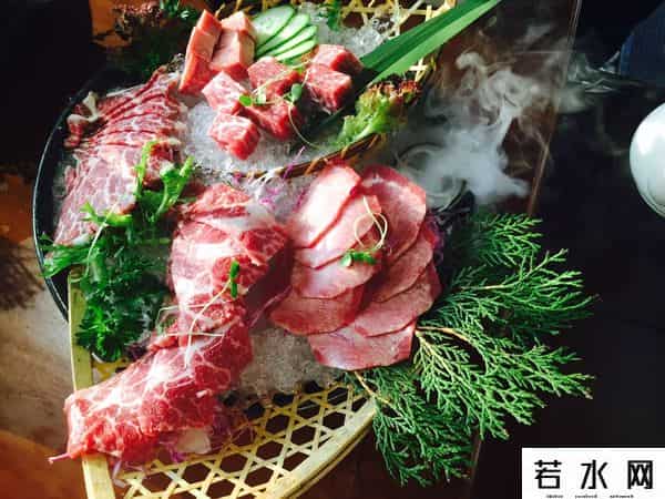 沈一点,在香港夜夜排队,在北京王思聪再三光顾,这家火锅店有点意思