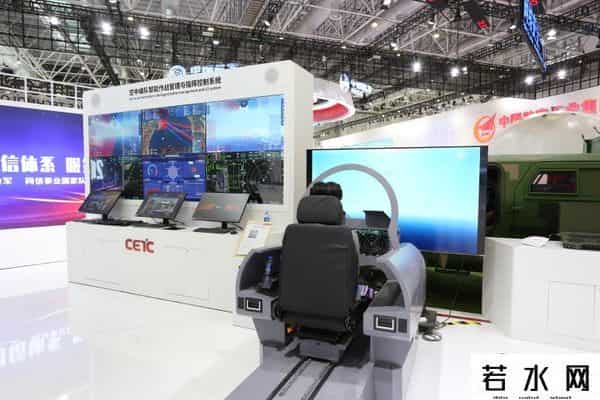 r2外挂,R2-D2机器人成为现实？“空战智能参谋”亮相航展，靠它“辅助加成”轻松击落敌机