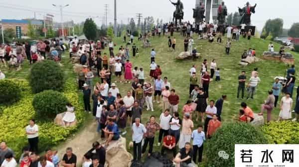 苍山吧,兰陵镇“四圣广场”火了,傍晚最热闹!