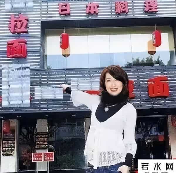 亚洲成人美图,“亚洲第一美胸”杨思敏-从风月女星到卖拉面，她都经历了什么？