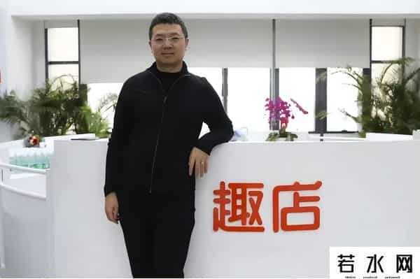 罗敏校园贷,校园贷创始人：烧光一个亿，被资本大佬无情抛弃，直播卖菜还被骂