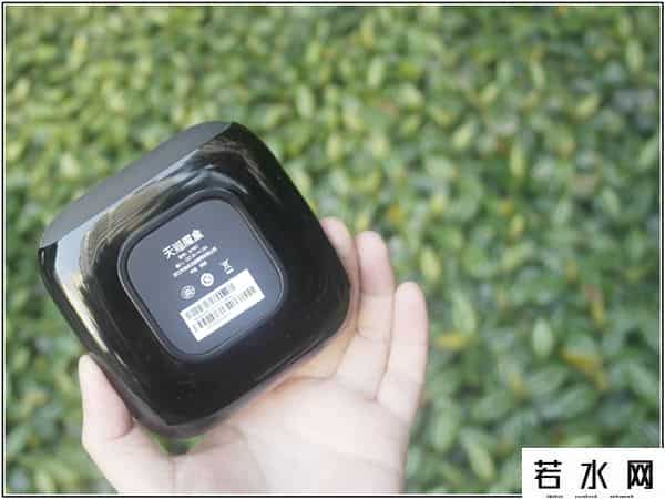 天猫机顶盒,天猫魔盒M16C评测：一款内容丰富的高性价比电视盒子！