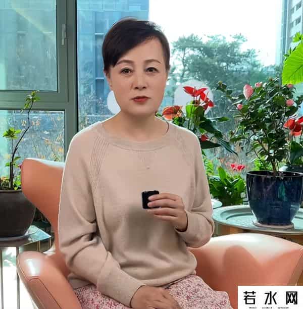 咖啡之翼招聘,倒闭、跑路、身陷丑闻,最火求职节目里的老板们,十年后都塌房了