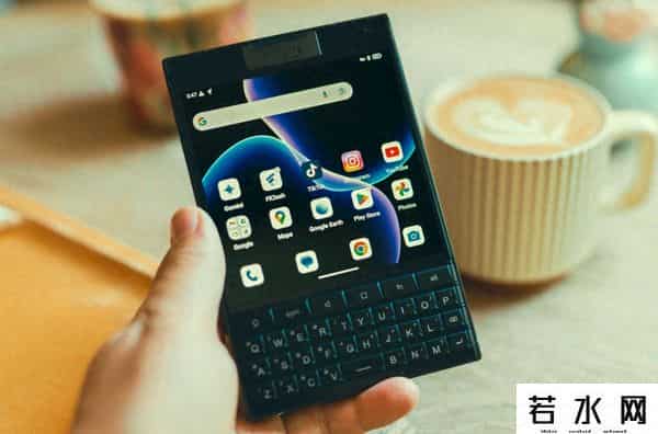 全键盘手机,复古实体全键盘,Unihertz Titan 2手机开启众筹