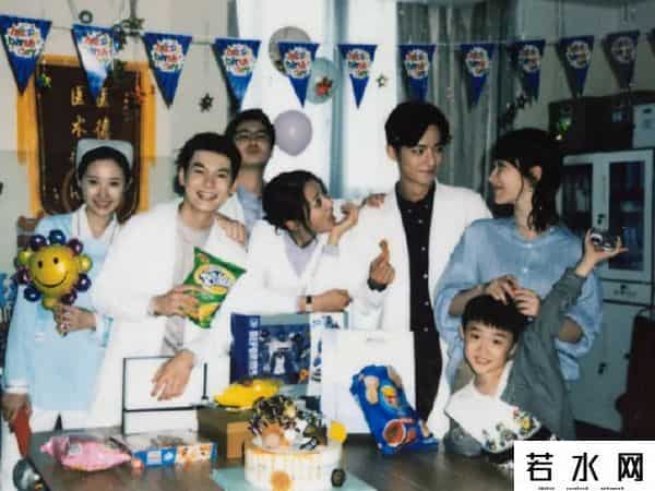 热度团,网播13连冠,狂卷21亿播放量,《余生》最终还是被挤下了“神坛”