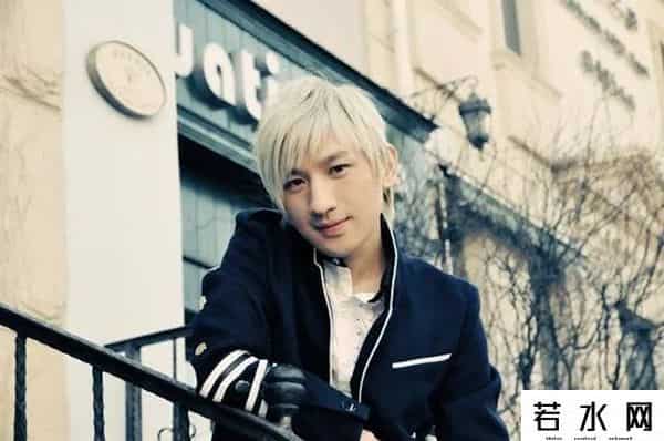 丁小雨图片,小鲜肉扶摇直上,老男孩无人记得