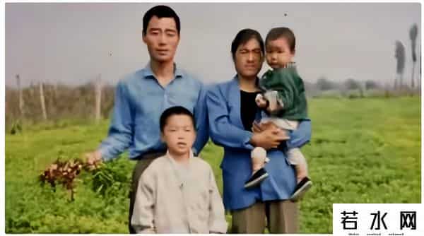 怒放摇滚,11年前,农民工兄弟,翻唱汪峰歌曲爆火,登上春晚,如今怎样了