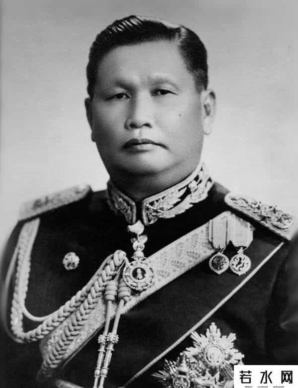 狄娜之女天如,香港首位申请破产的人，女儿变身成儿子，奇女子狄娜的传奇人生路