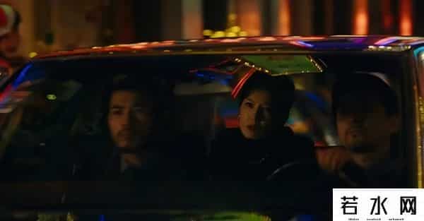 张家振,她是娱乐圈“最渣”的女演员,无缝衔接17个男人,48岁仍身材火辣