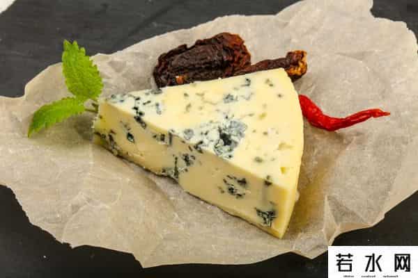 蓝纹奶酪,英国毒贩晒蓝纹奶酪泄露行踪被抓，为什么人类对臭味如此迷恋？