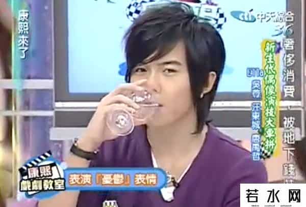 丁小雨图片,小鲜肉扶摇直上,老男孩无人记得