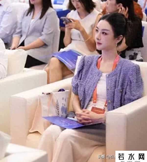 薇娅直播,看了薇娅的作息，才明白她为什么能成为直播界的“顶流”