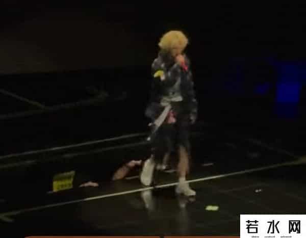 巡演,踩空、坠落……演唱会舞台上突发安全隐忧何解？