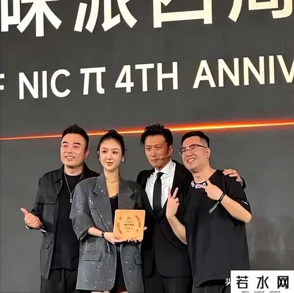 薇娅宣布破产,直播间消失的薇娅，为何让谢霆锋甘心当"小弟"？15亿生意藏玄机！