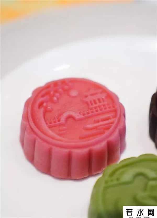 qq月饼图片,这才7月份呀，整个朋友圈都在卖月饼！有一款，杭州人一看就懂了