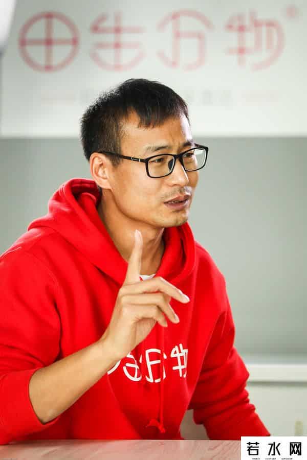 二兔邮包,郑州一男子qq聊50分钟女孩就嫁给他，俩故事让马云的“伯乐”投资