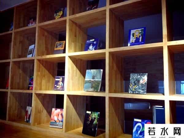 四川书市,成都最美的14家书店，不仅惊艳了时光，连总理都被吸引了！