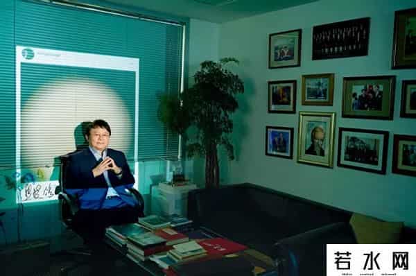 熊晓鸽简历,央视关注!从电工到董事长,他是腾讯、小米背后的男人,还与美国前总统成好友