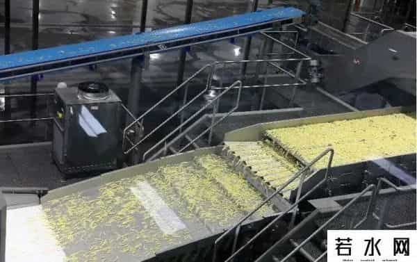 辛普劳,人均30多元,薯条专门店爆火,背后供应商赢麻了