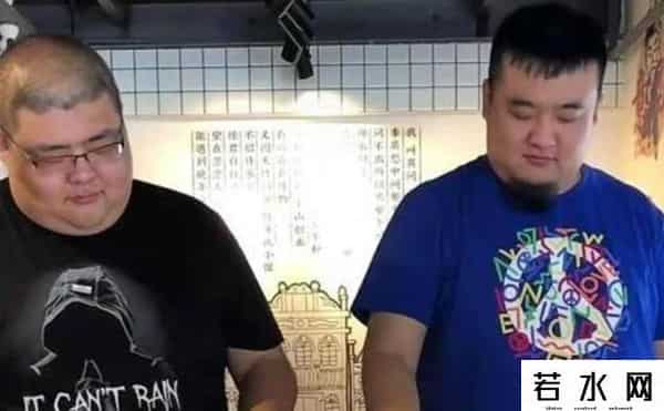 于海龙泡泡龙,吃播泡泡龙意外去世,29岁体重320斤,生前脸上黑斑是早有预兆?