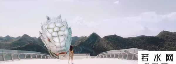 巨鳄战狂蟒,国产片烂出新高度,上演人蛇禁忌